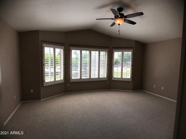 Building Photo - 1346 S Palomino Creek Dr