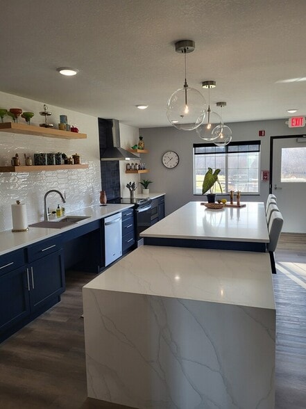 Building Photo - Bridgewater Estates