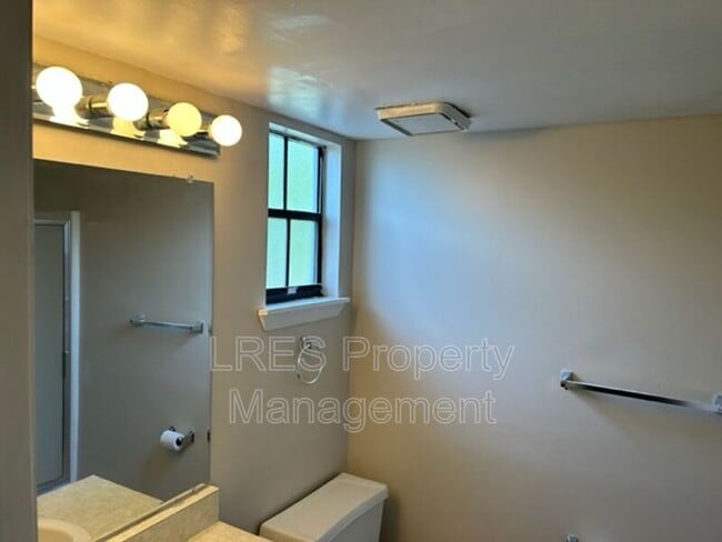 Building Photo - 4603 Lighthouse Cir