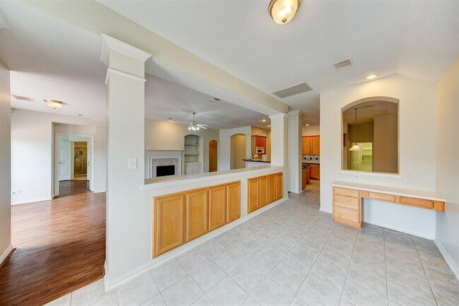 Building Photo - 3203 Amerson Dr