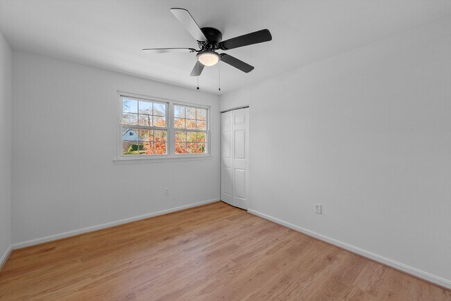 Building Photo - Welcome to this fantastic Colonial home, nestled in a quiet cul-de-sac and featuring an optional ...