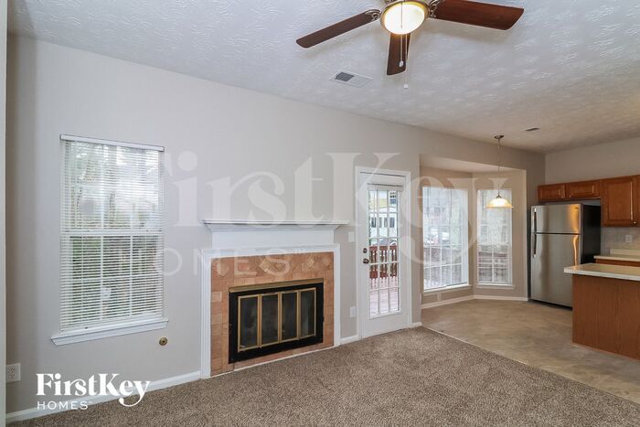 Building Photo - 3010 Scepter Dr