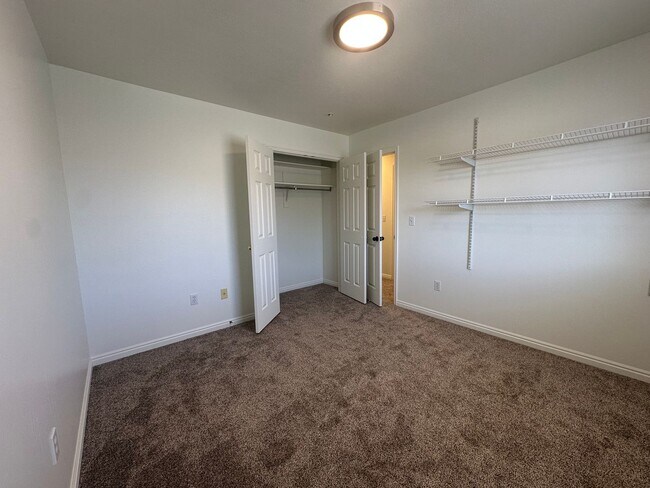 Building Photo - Freshly Painted, New Carpet Throughout - Home For Rent In Springville!!!