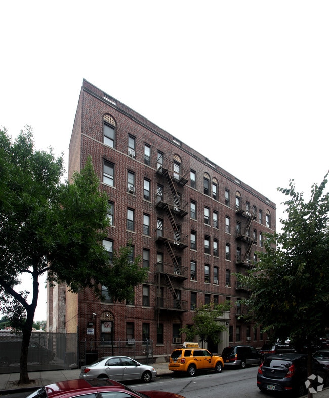 Primary Photo - Ambassador Apartments