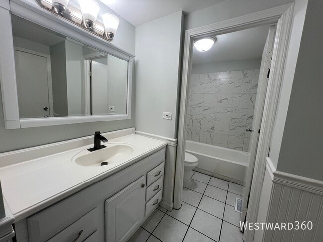 Building Photo - 936 Cardiff Ct