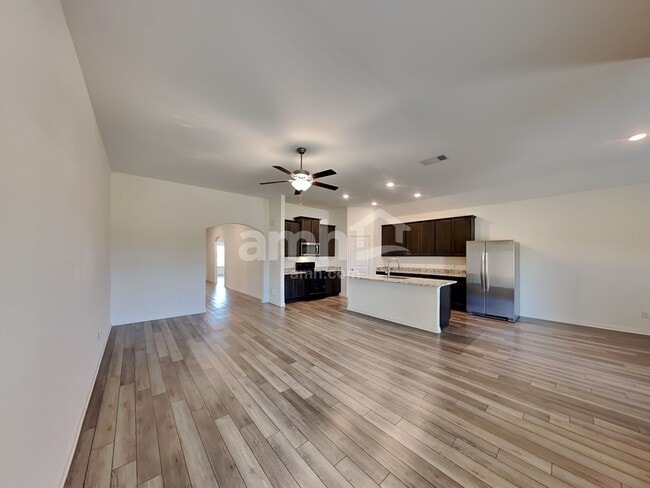 Building Photo - 1246 Treeta Trail