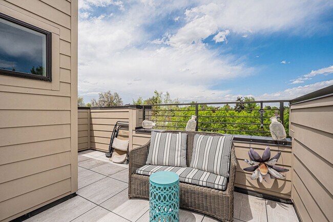 Building Photo - Experience Elevated Living at Dominic Row