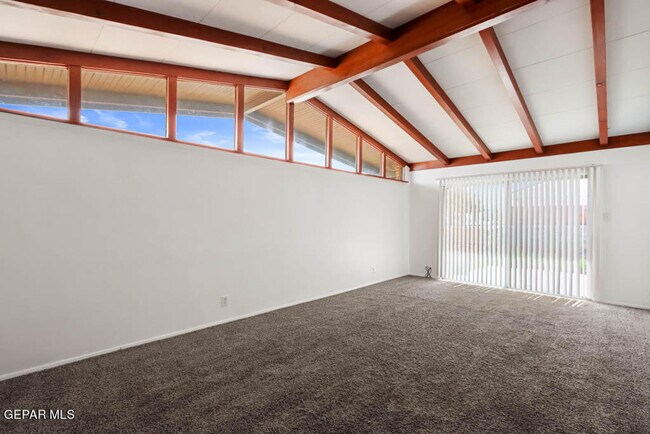 Building Photo - 3313 Cork Dr