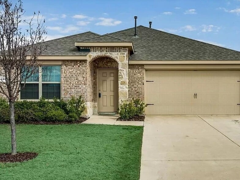 Building Photo - 1407 Pampa Grass Dr