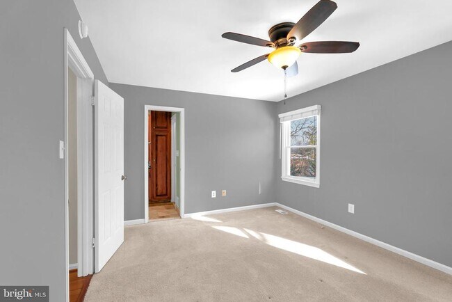 Building Photo - 6229 Gentle Ln