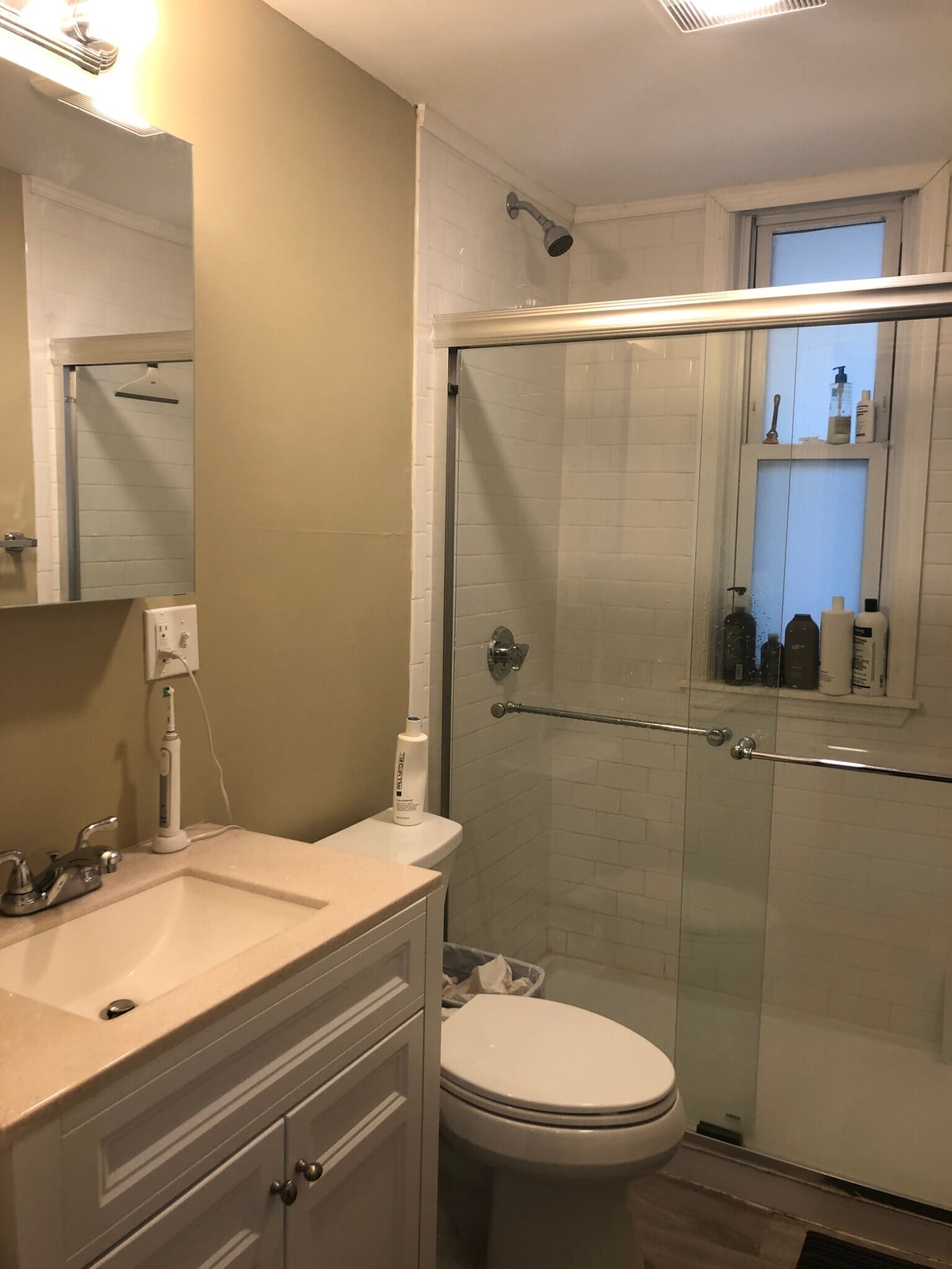 Building Photo - 6 Bucknam St