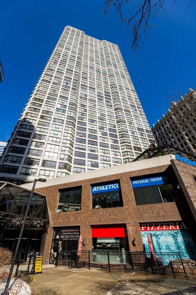 Building Photo - 405 N Wabash Ave