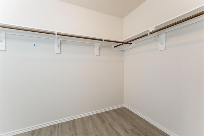 Building Photo - 3716 Alexus Dr