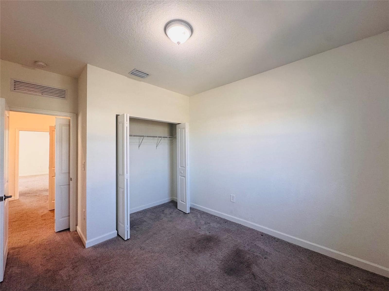 Building Photo - 2437 NW 131st Cir