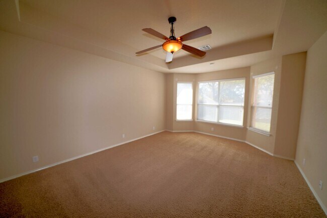 Building Photo - Immaculate Rental Now Available in Cibolo!...