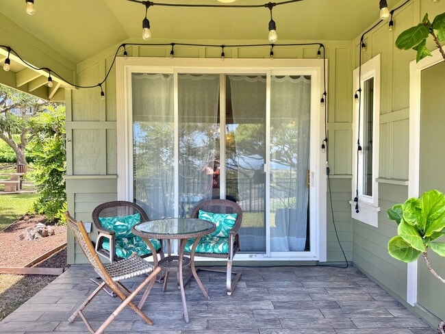 Building Photo - Partially Furnished 3 Bedroom / 2.5 Bathroom Townhome for Rent in Iliahi at Kehalani!