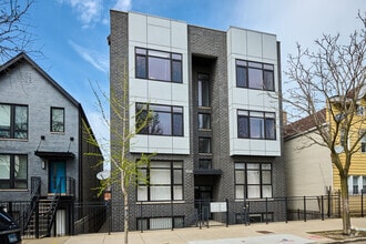 Front Exterior Street View - 1338 W Cullerton St