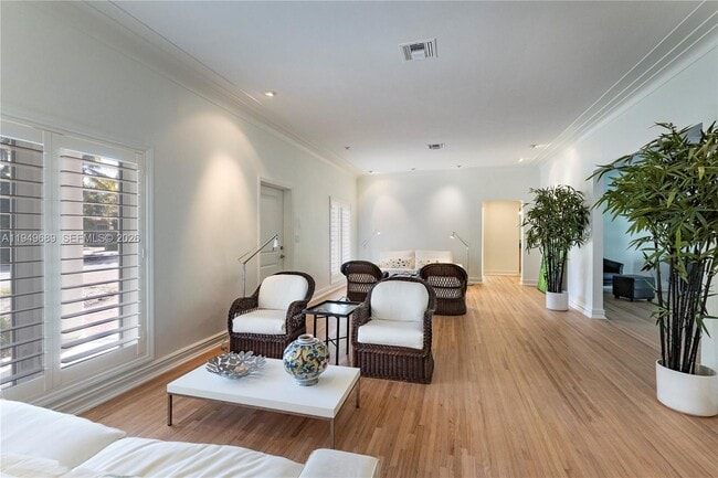 Building Photo - 4404 Alhambra Cir