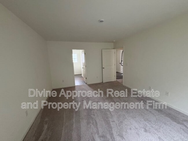Building Photo - 1609 U W Clemon Dr