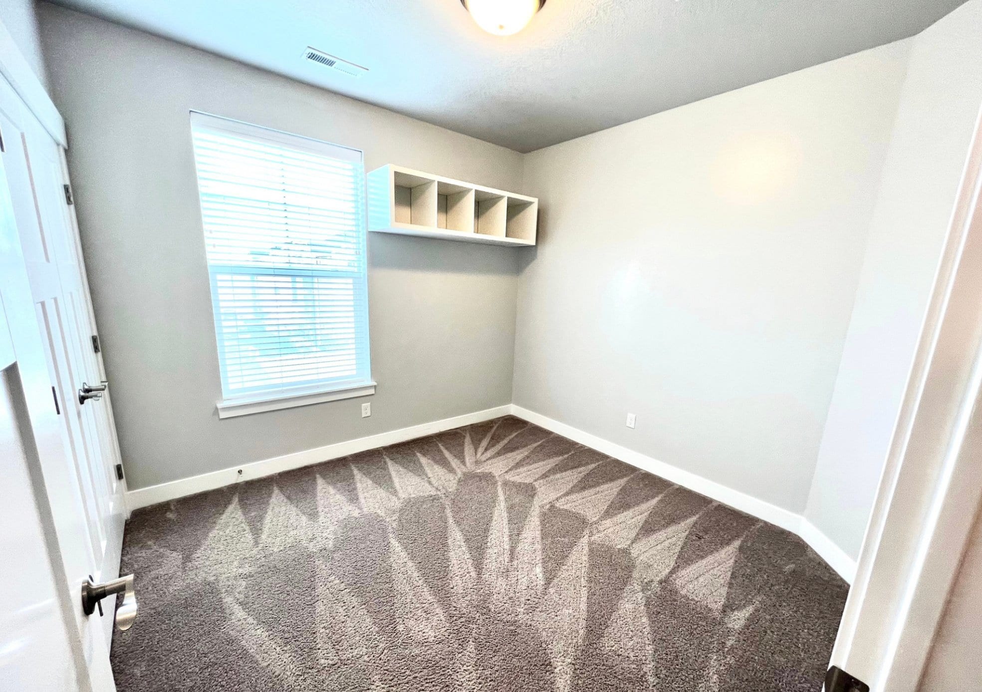 Building Photo - 14659 Bloom Dr
