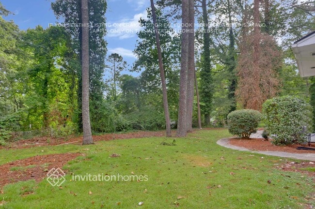 Building Photo - 2805 Cherry Laurel Ln SW