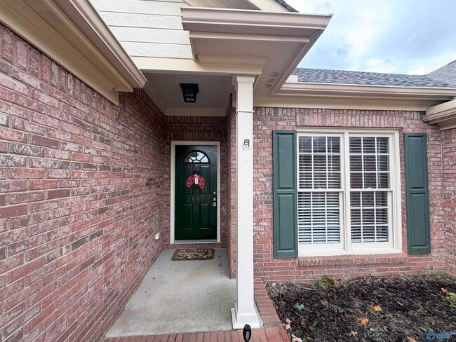 Building Photo - 2813 Willowick Tr SE