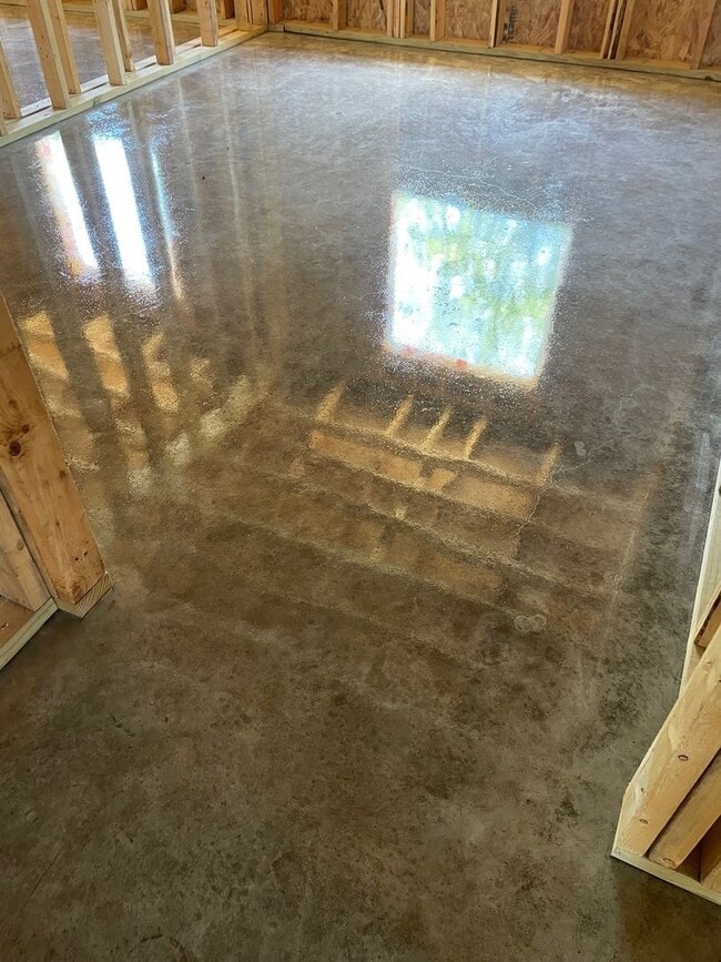 Building Photo - 707 Atkinson St