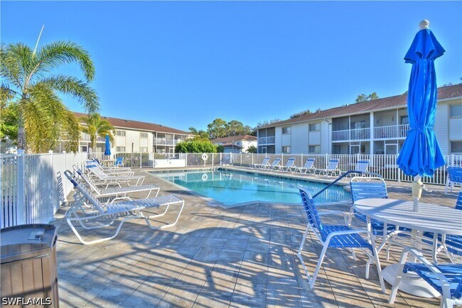 Building Photo - 2385 Naples Trace Cir