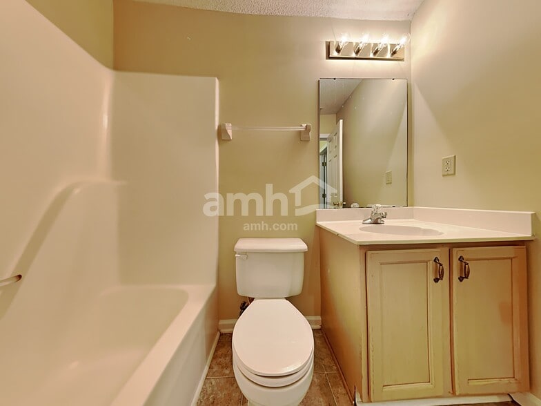 Building Photo - 5802 Eagleston Dr