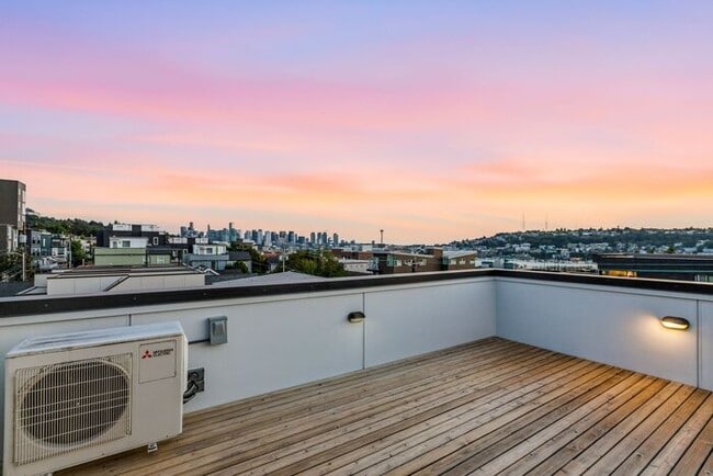 Building Photo - ULTRA-MODERN Townhome w/AC and Views in the Heart of Eastlake!