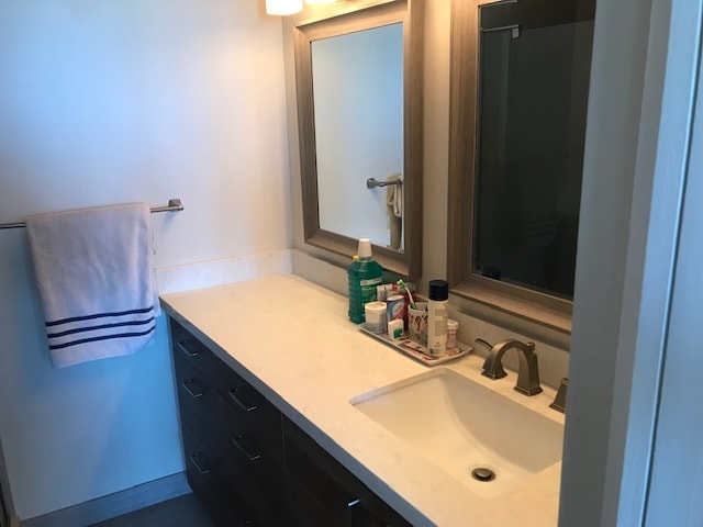 Master Bathroom - 2333 Kapiolani Blvd