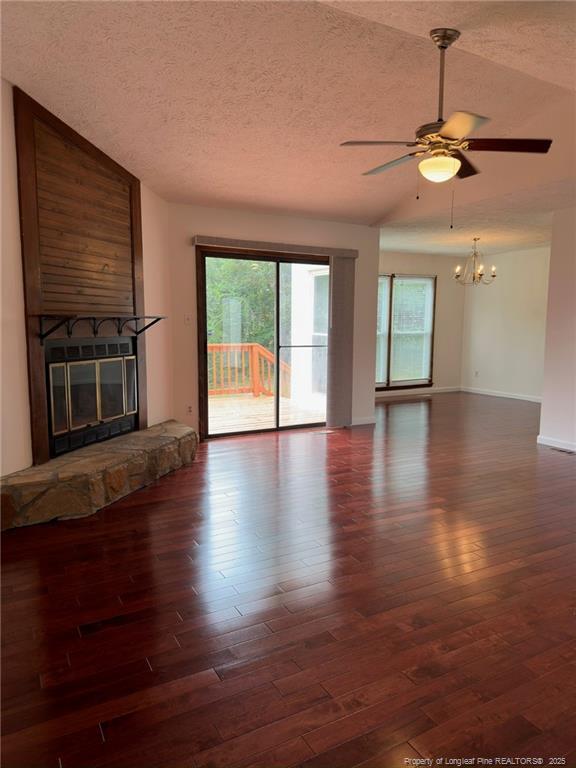 Building Photo - 5960 Laguna Dr