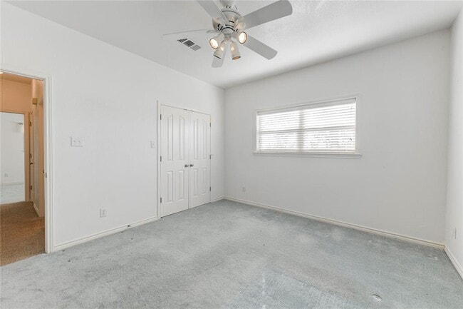 Building Photo - 2300 County Rd 302