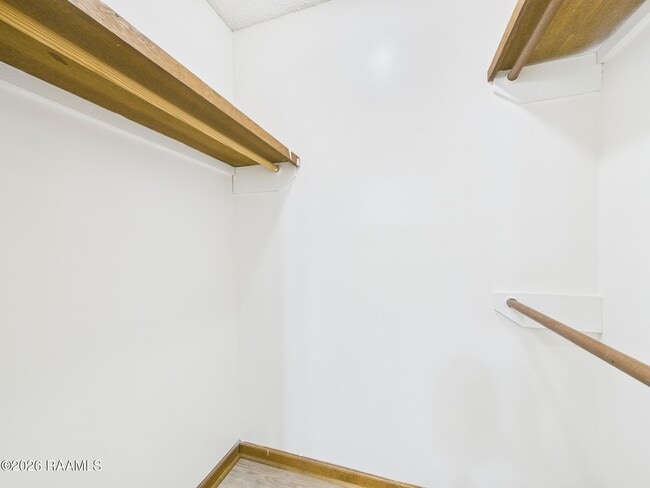 Building Photo - 113 Shekel Dr