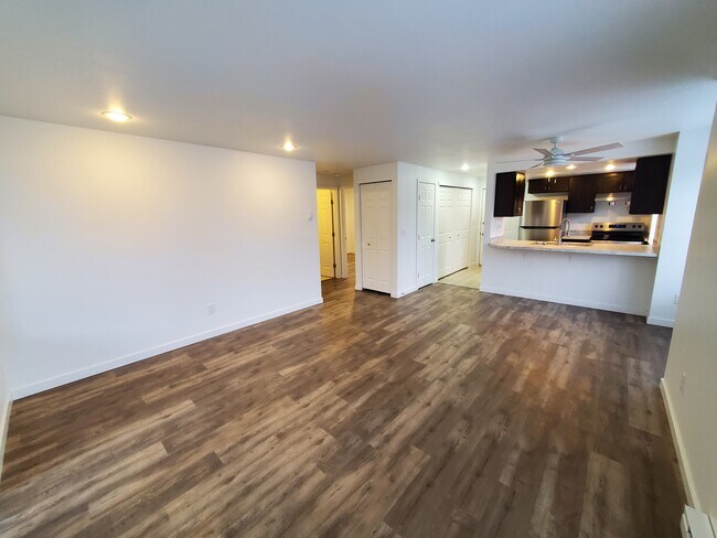 Building Photo - 1710 Texas St