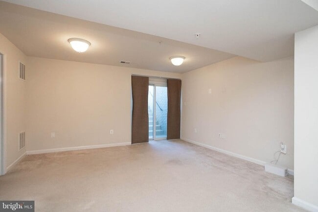 Building Photo - 4776 Monterey Ct