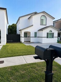 Building Photo - 13990 SW 160th Terrace