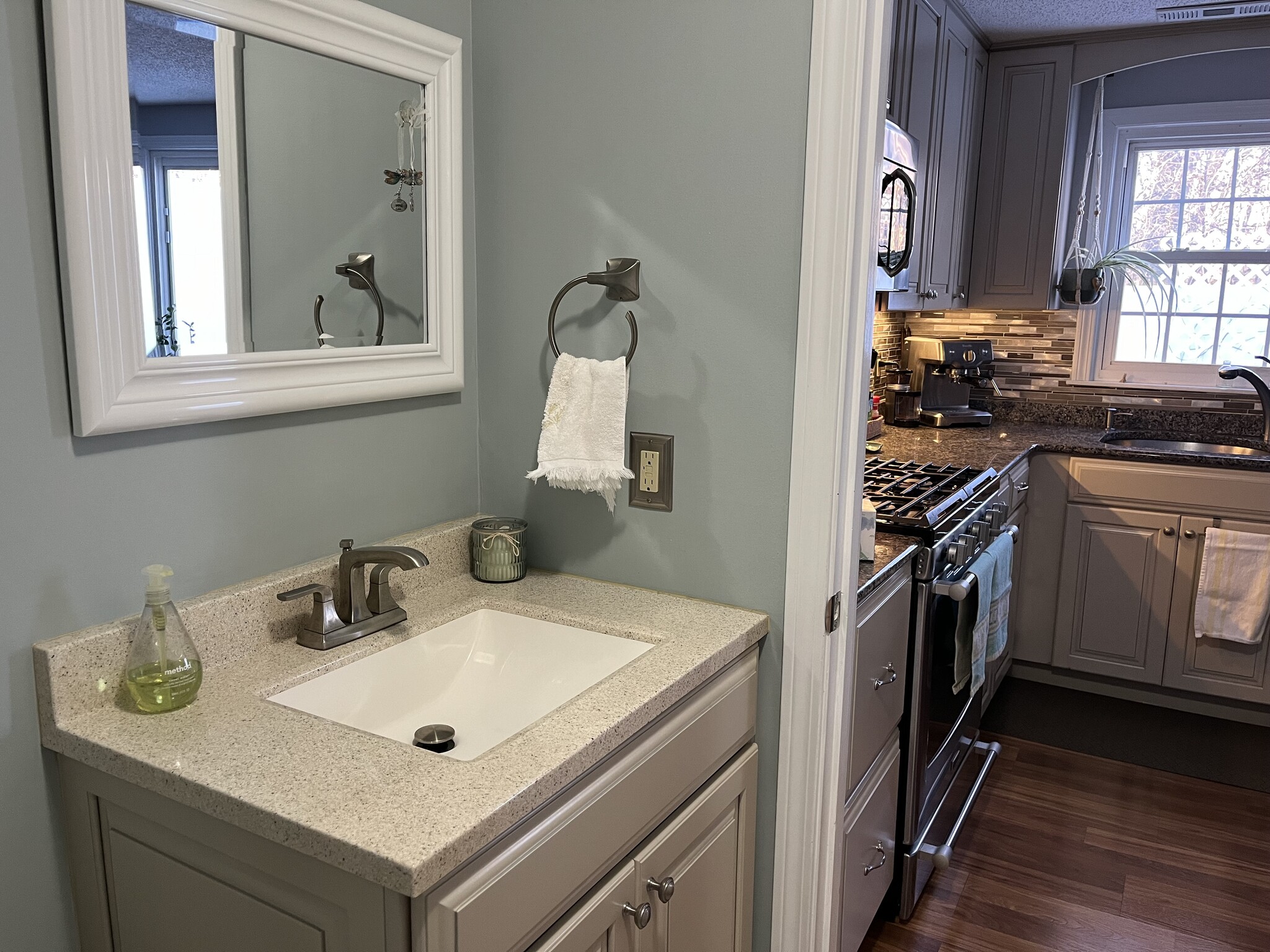 1/2 bath - 13 Boylston Ln