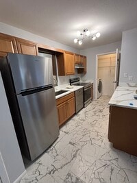 Building Photo - 1400 Gandy Blvd N