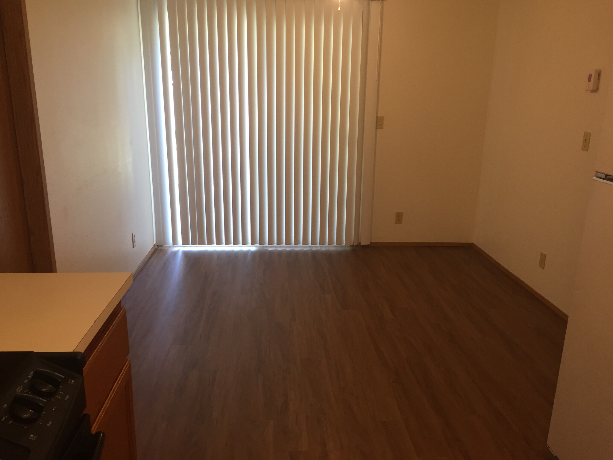 Building Photo - 4099 Scenic Dr