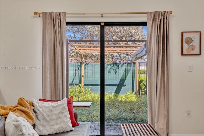 Building Photo - 20433 NW 4th Ave