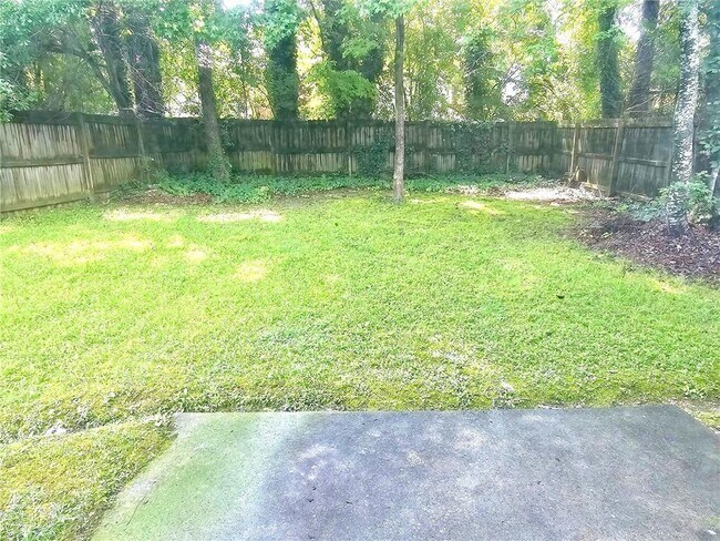 Building Photo - 8040 Creekstone Way