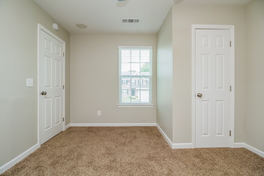 Building Photo - 2647 Apple Cross Ct