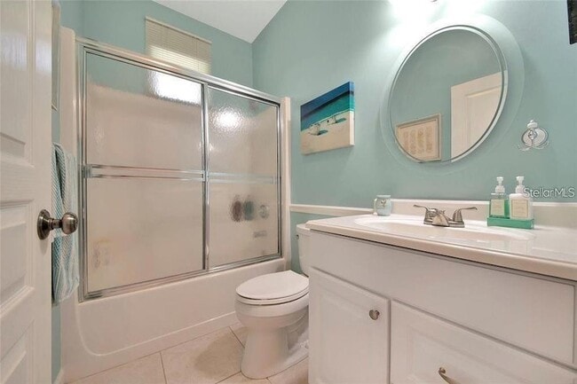 Building Photo - 2008 Proude St