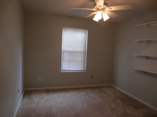 Building Photo - 2 BR 2 BA Condo Lynnhaven Parkway & Princess Anne Road Virginia Beach