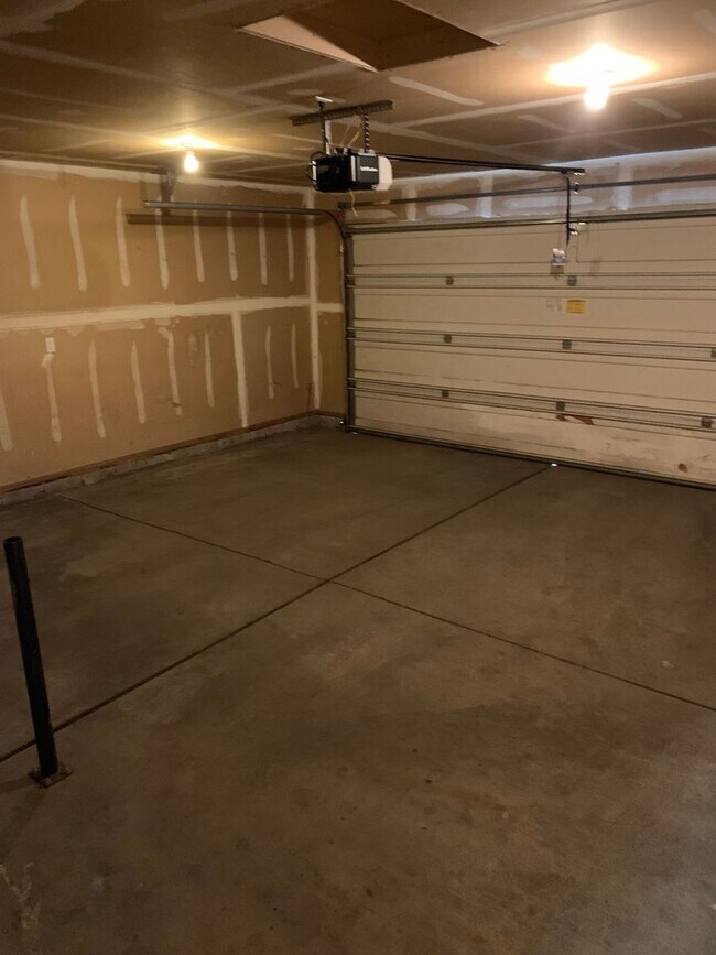 Building Photo - 1507 N Wildcat Way