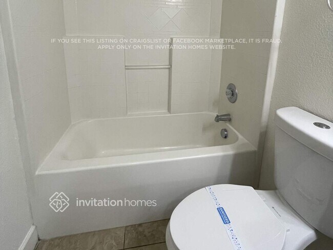 Building Photo - 1187 Jewelflower St