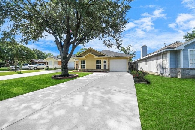 Building Photo - 9211 Autumn Harvest Dr