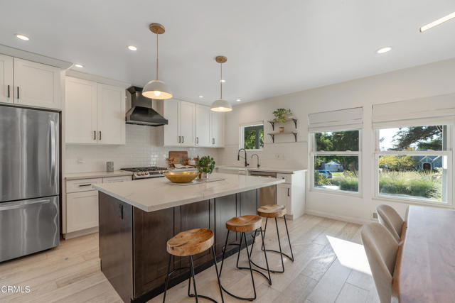 Building Photo - 5200 Dahlia Dr