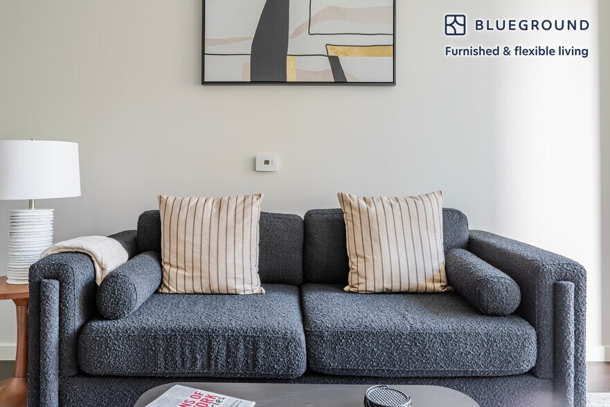 Building Photo - 150 Van Ness Ave